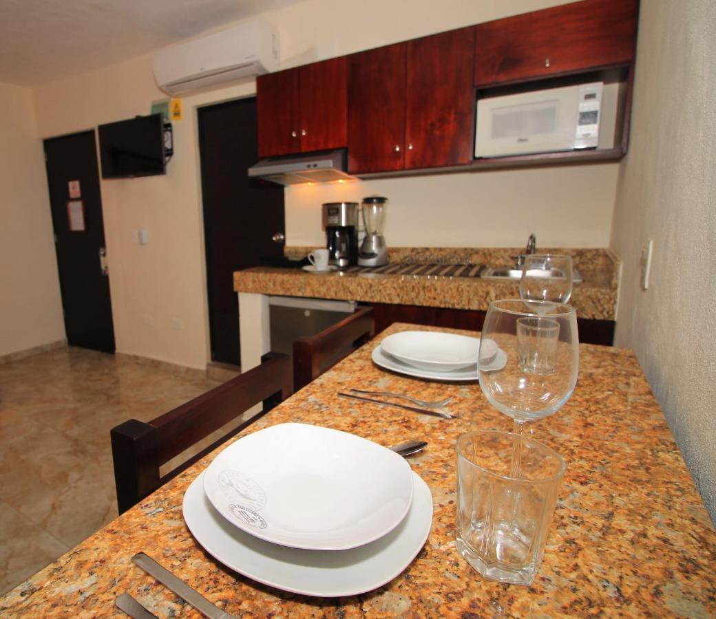 Papagayo Hotel Boutique Playa del Carmen Buitenkant foto Kitchenette