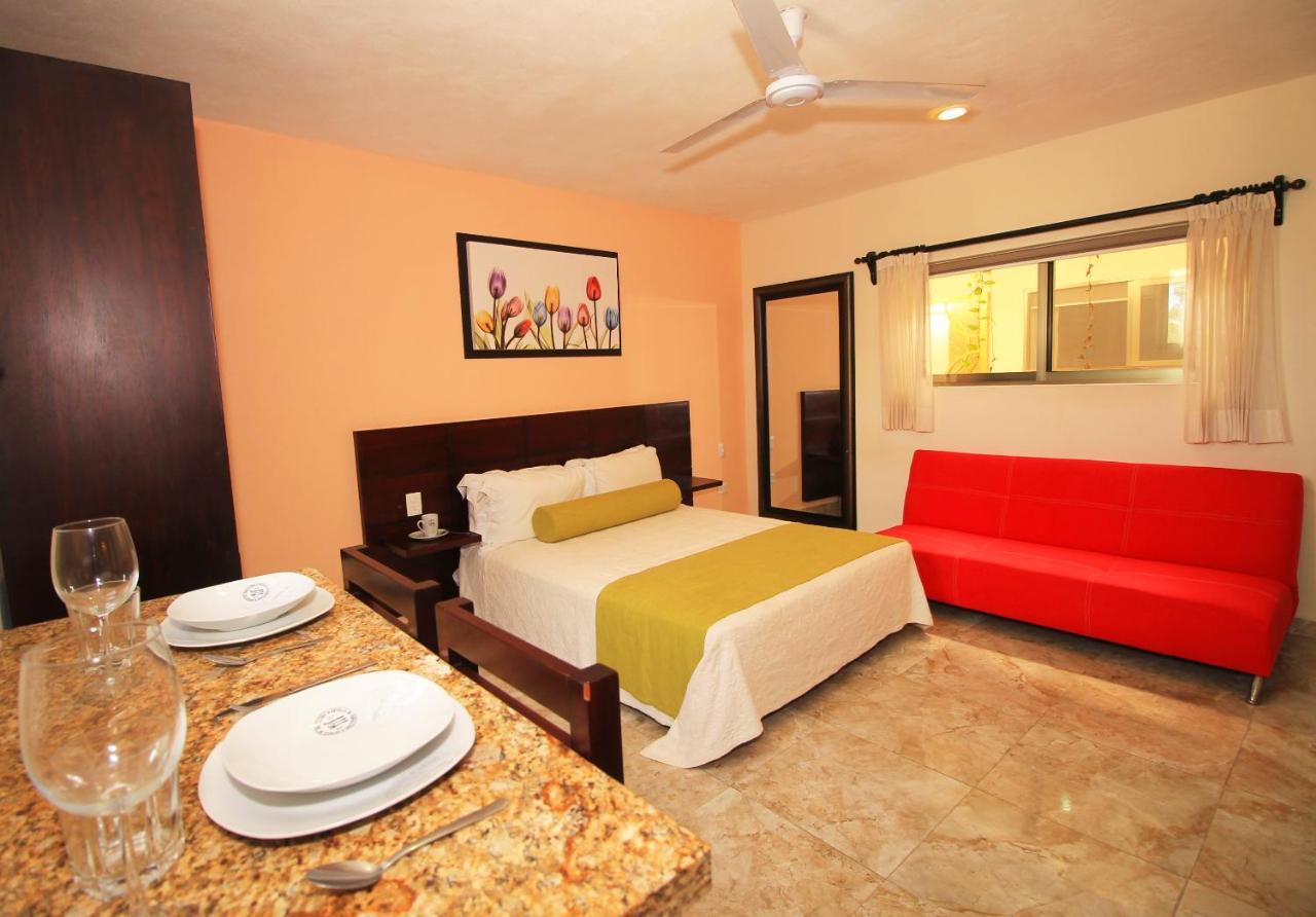 Papagayo Hotel Boutique Playa del Carmen Buitenkant foto A typical hotel room
