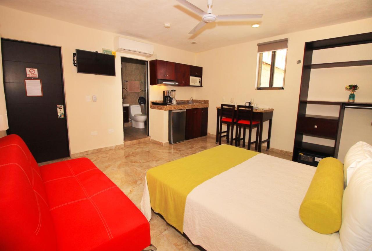 Papagayo Hotel Boutique Playa del Carmen Buitenkant foto A studio apartment